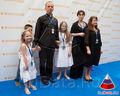 Иван Охлобыстин и Оксана Арбузова с семьёй. Открытие Кинотавра 2010. Звёздная дорожка
